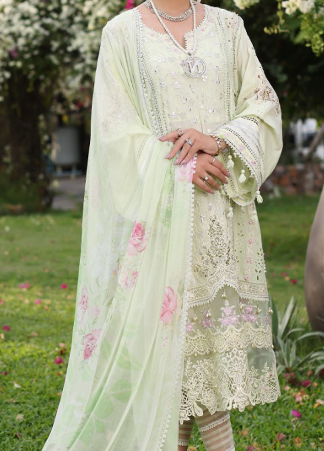 Noor By Saadia Asad Luxury Chikankari Lawn 2024 D-11B