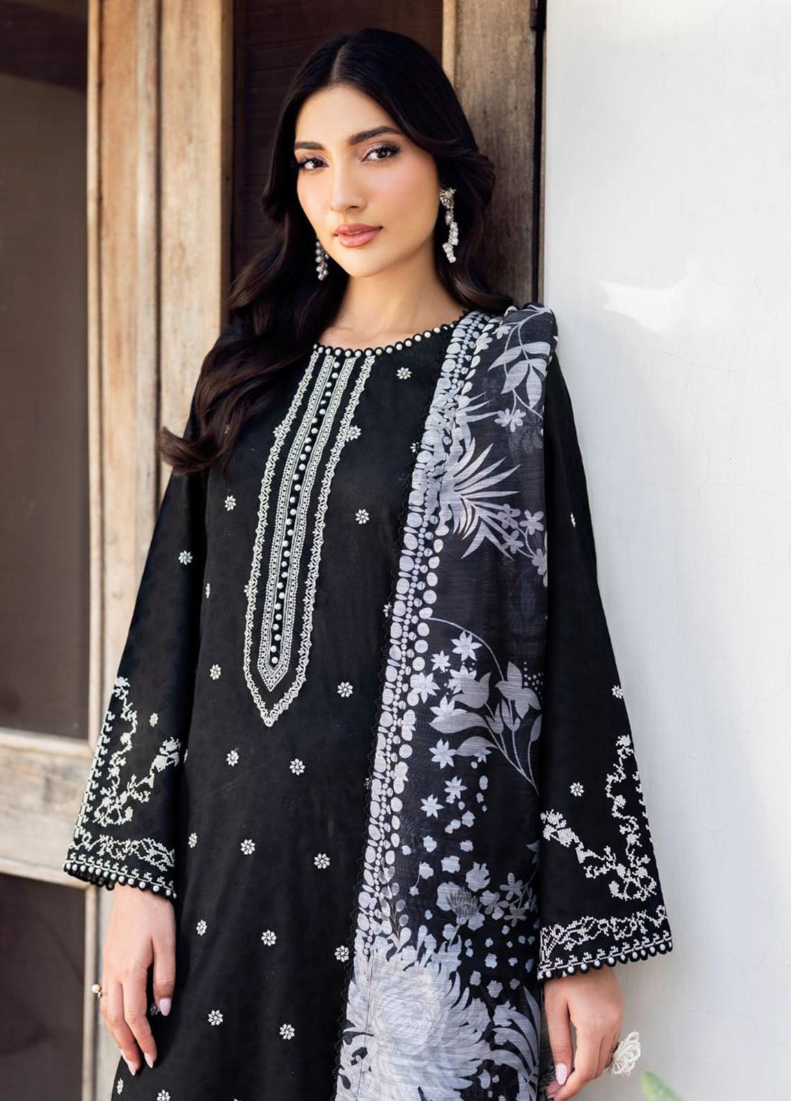 Nura by Zarif Embroidered Lawn Suits Unstitched 3 Piece ZF25TL Nura-10 Milha