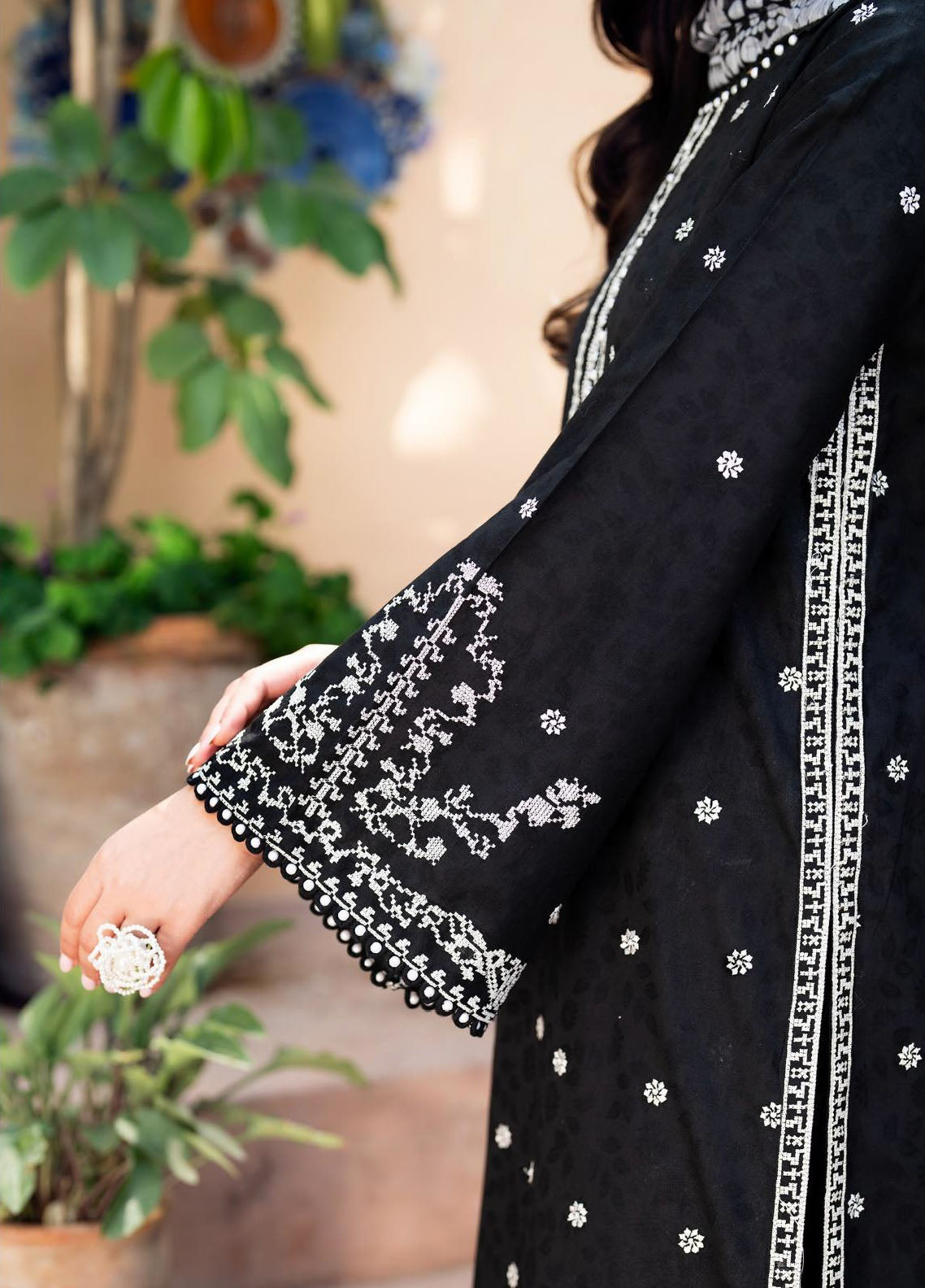 Nura by Zarif Embroidered Lawn Suits Unstitched 3 Piece ZF25TL Nura-10 Milha