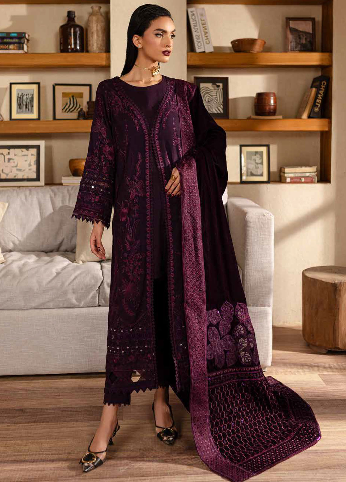 Nureh Exclusive Unstitched Velvet Shawl Collection 2024 NE-129