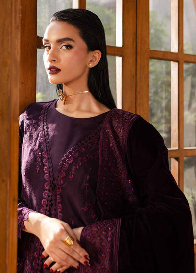 Nureh Exclusive Unstitched Velvet Shawl Collection 2024 NE-129