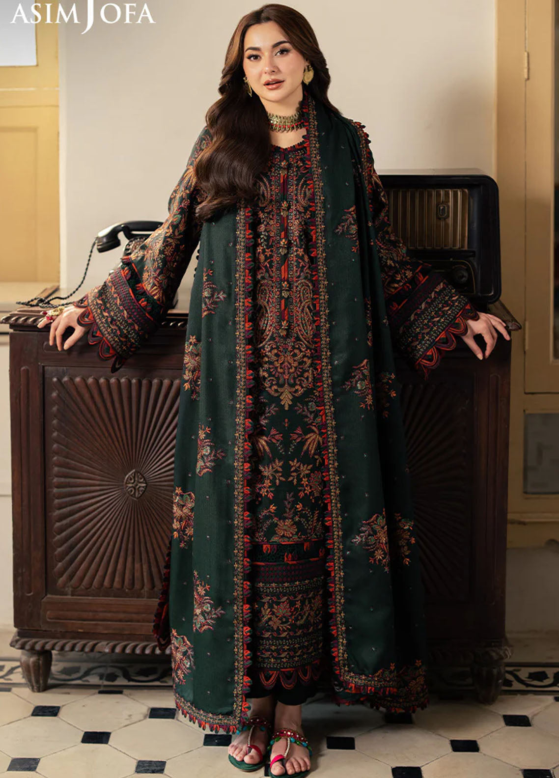 Pashmina by Asim Jofa Unstitched Winter Collection 2024 AJKI-01