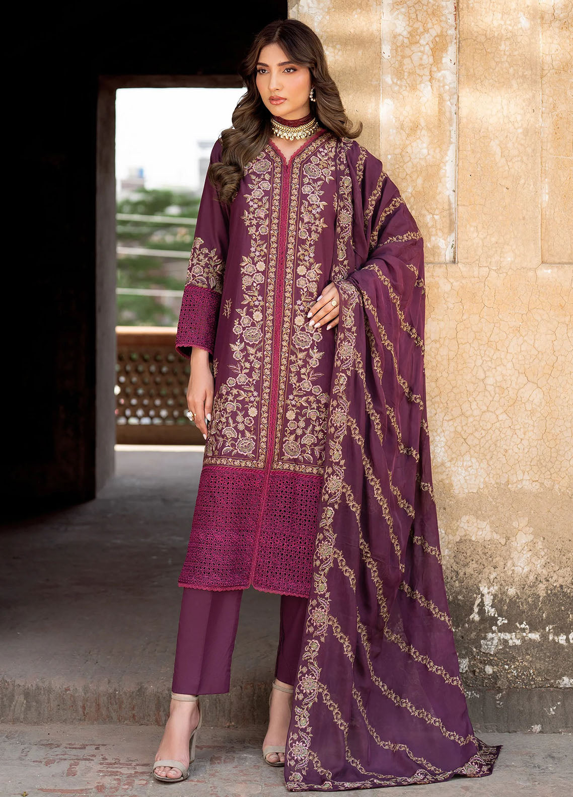 Panache Apparel Pret Embroidered Lawn 3 Piece Suit Almas