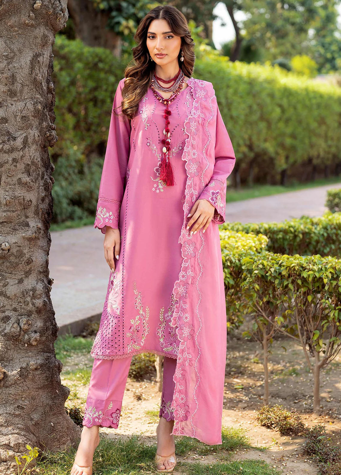 Panache Apparel Pret Embroidered Lawn 3 Piece Suit Suroor