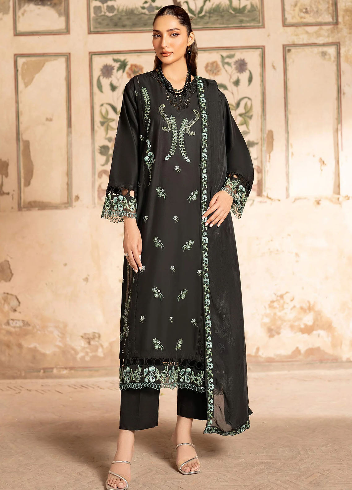 Panache Apparel Pret Embroidered Lawn 3 Piece Suit Tehzeeb
