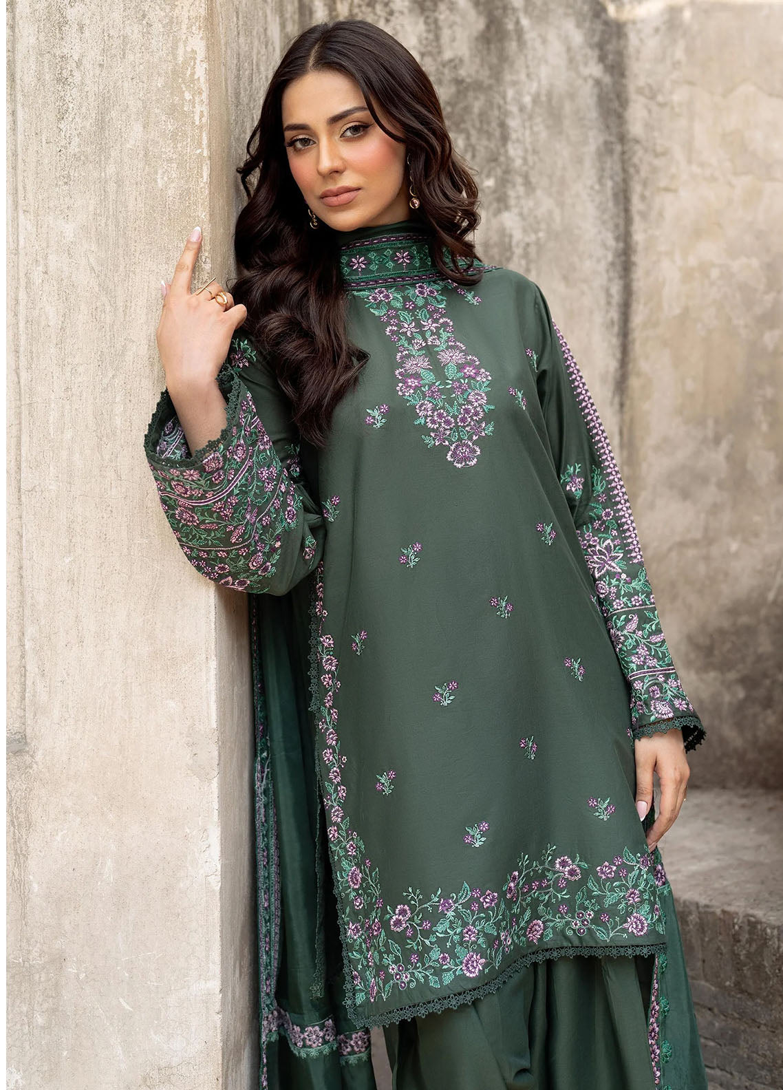 Panache Apparel Pret Embroidered Lawn 3 Piece Suit Zarmin