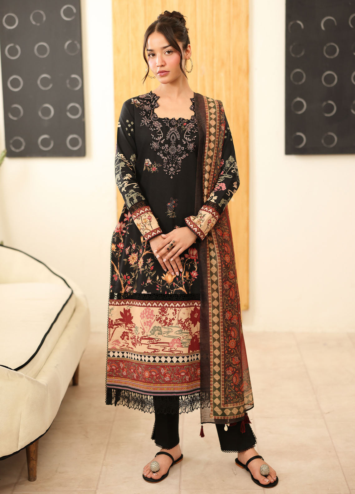 Pareesa by Roheenaz Printed Cambric Suits Unstitched 3 Piece RN25P RNZ-01 A Zaima
