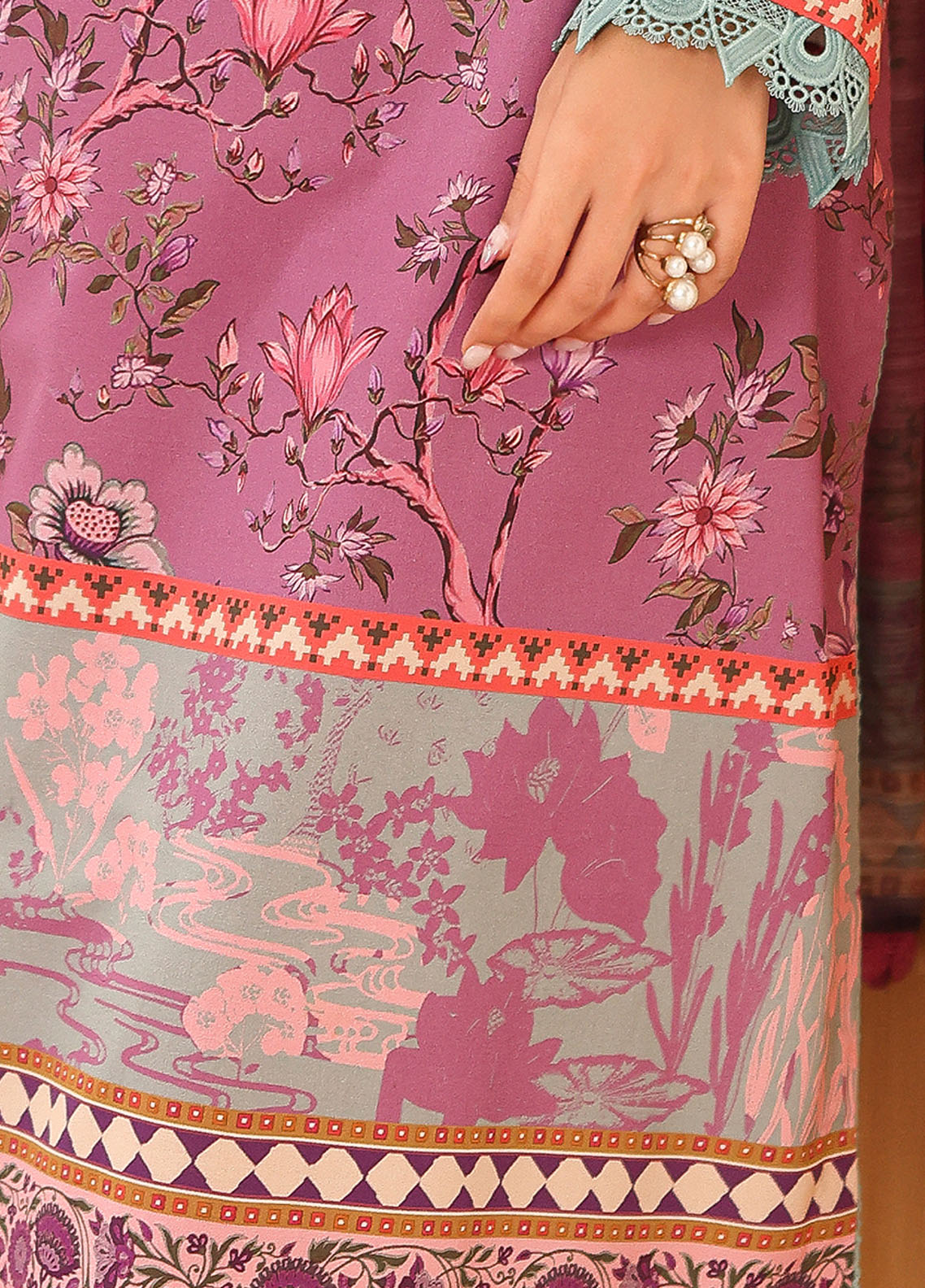 Pareesa by Roheenaz Printed Cambric Suits Unstitched 3 Piece RN25P RNZ-01 B Nabeeha