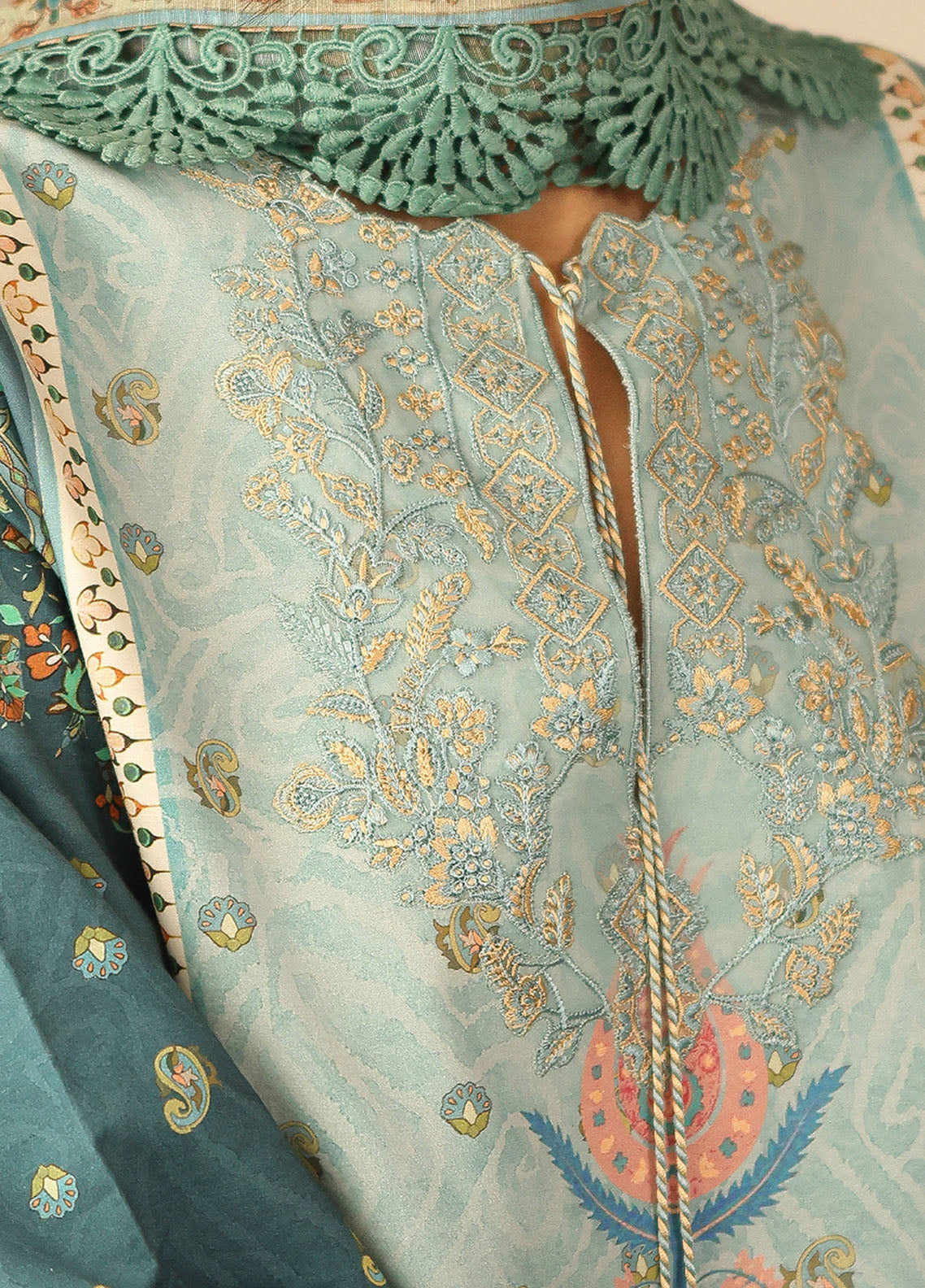 Pareesa by Roheenaz Printed Cambric Suits Unstitched 3 Piece RN25P RNZ-02 B Shafia