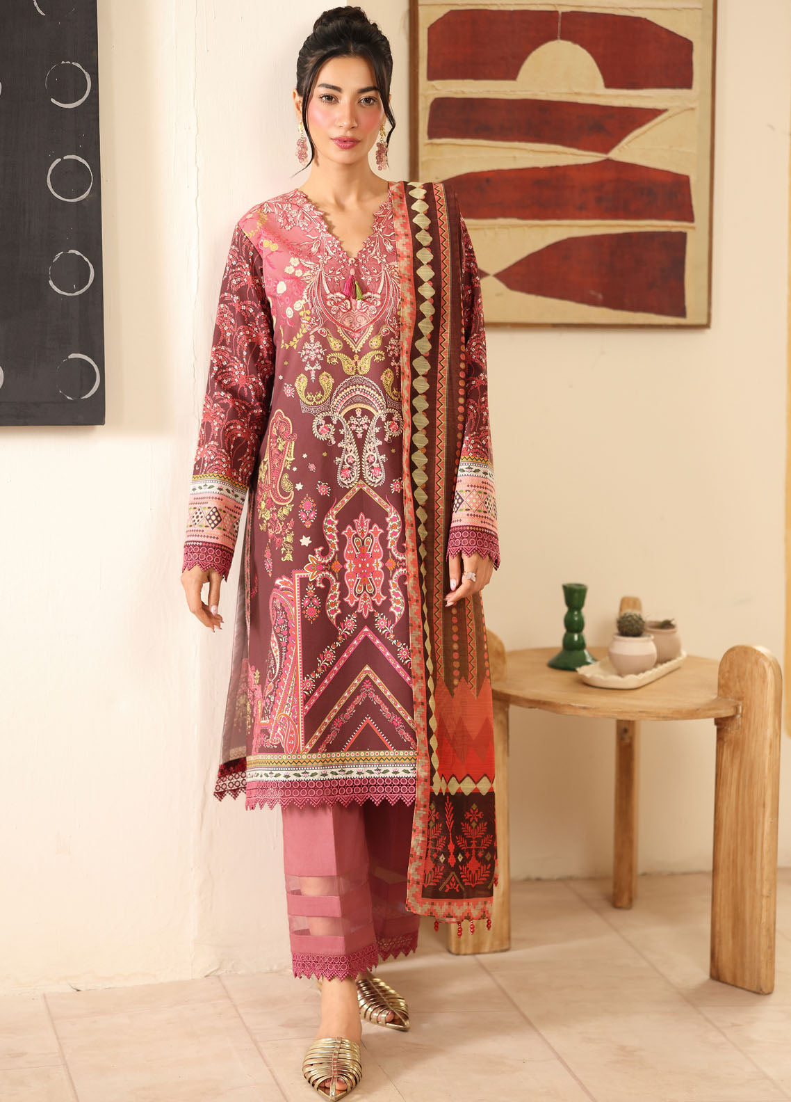 Pareesa by Roheenaz Printed Cambric Suits Unstitched 3 Piece RN25P RNZ-04 A Humaina