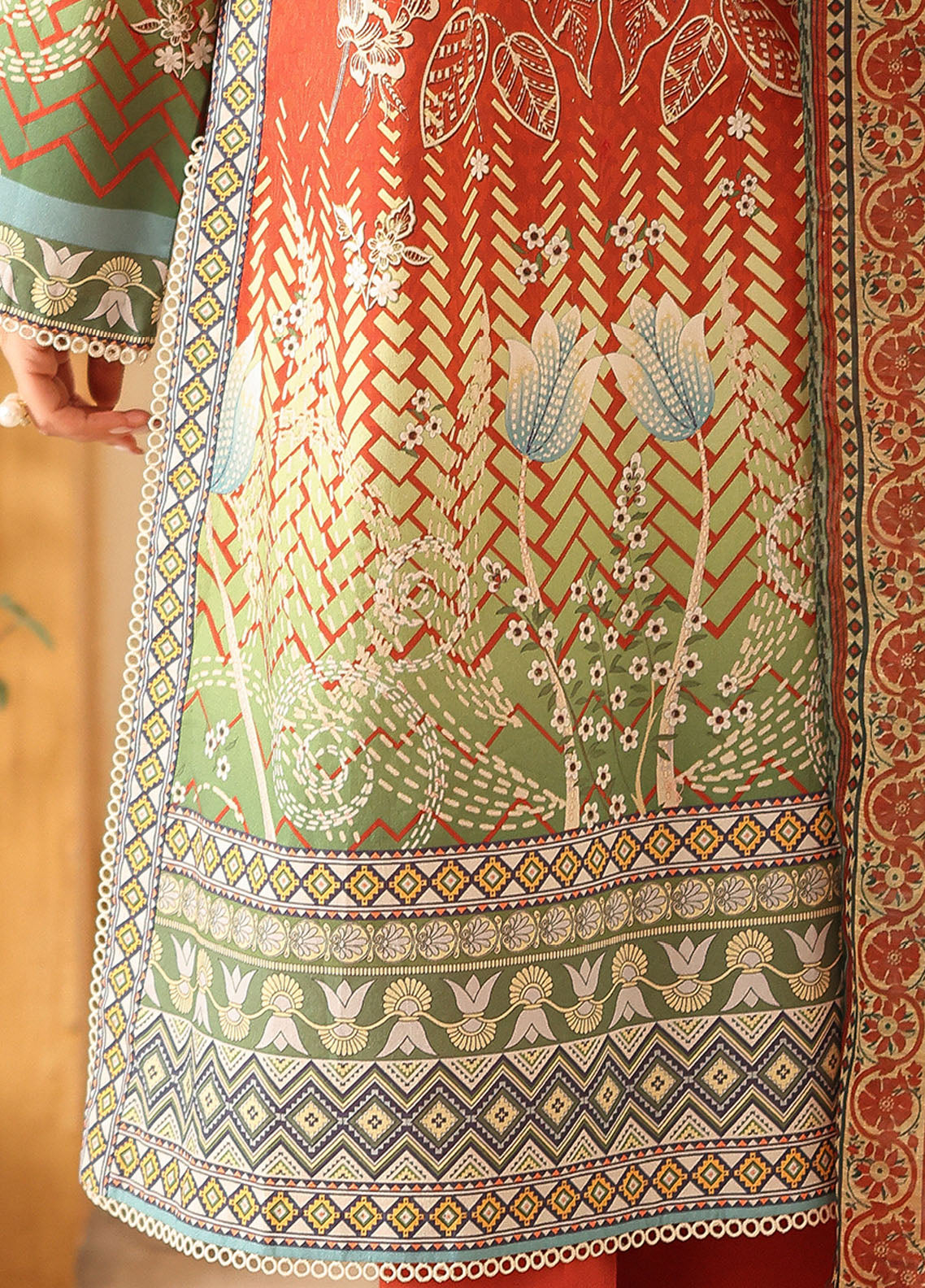 Pareesa by Roheenaz Printed Cambric Suits Unstitched 3 Piece RN25P RNZ-07 B Naveen