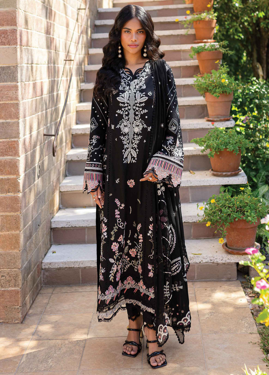 Q Line by Qalamkar Embroidered Lawn Suits Unstitched 3 Piece QM-04 Gigi