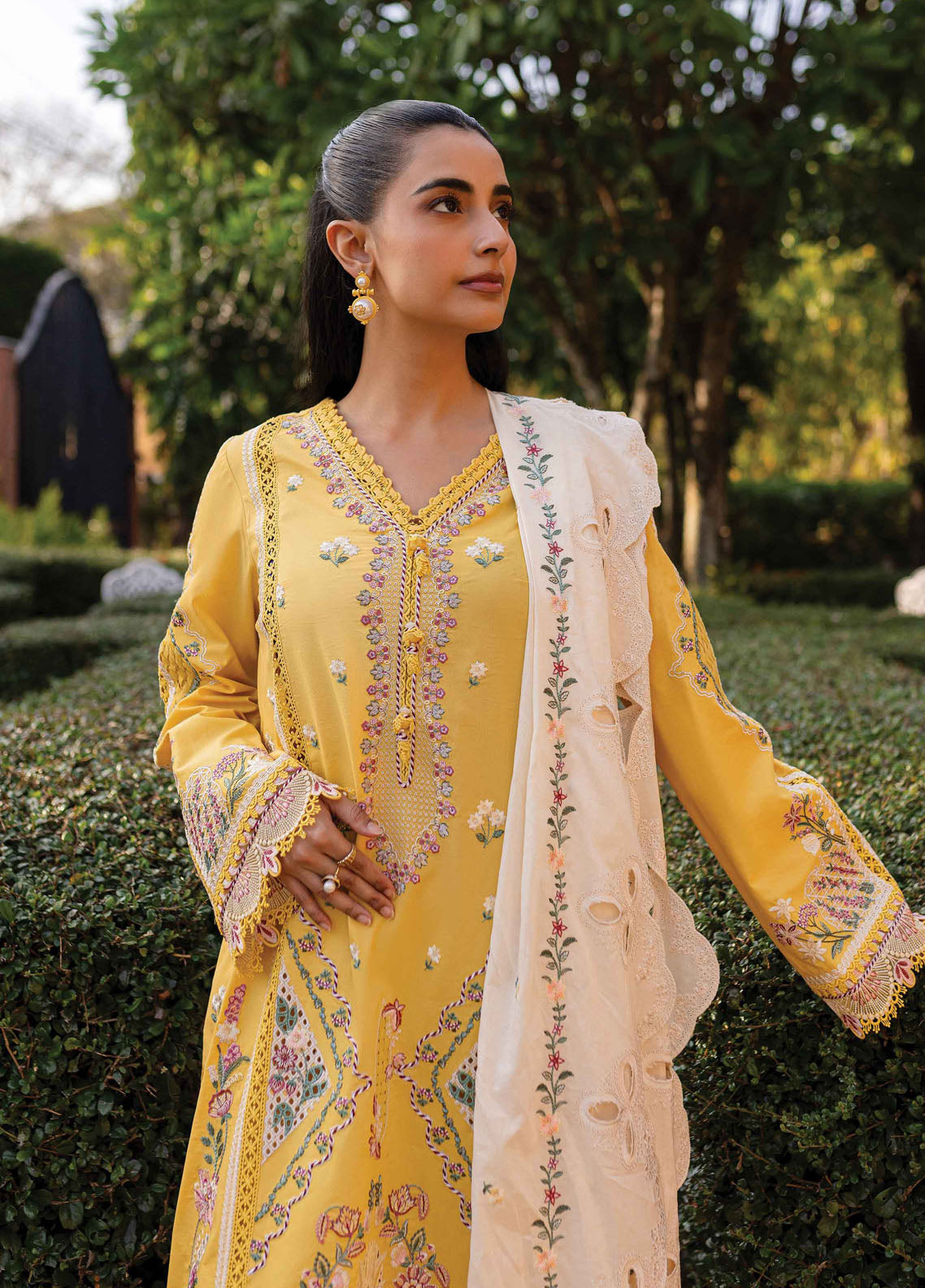 Q Line by Qalamkar Embroidered Lawn Suits Unstitched 3 Piece QM-10 Olena