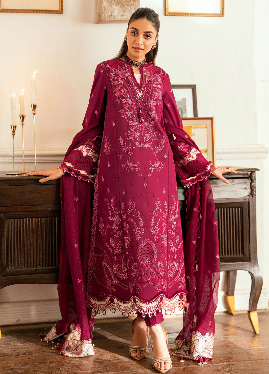 Qalamkar Embroidered Lawn Suits Unstitched 3 Piece QLM25LL SB-02 Sameen