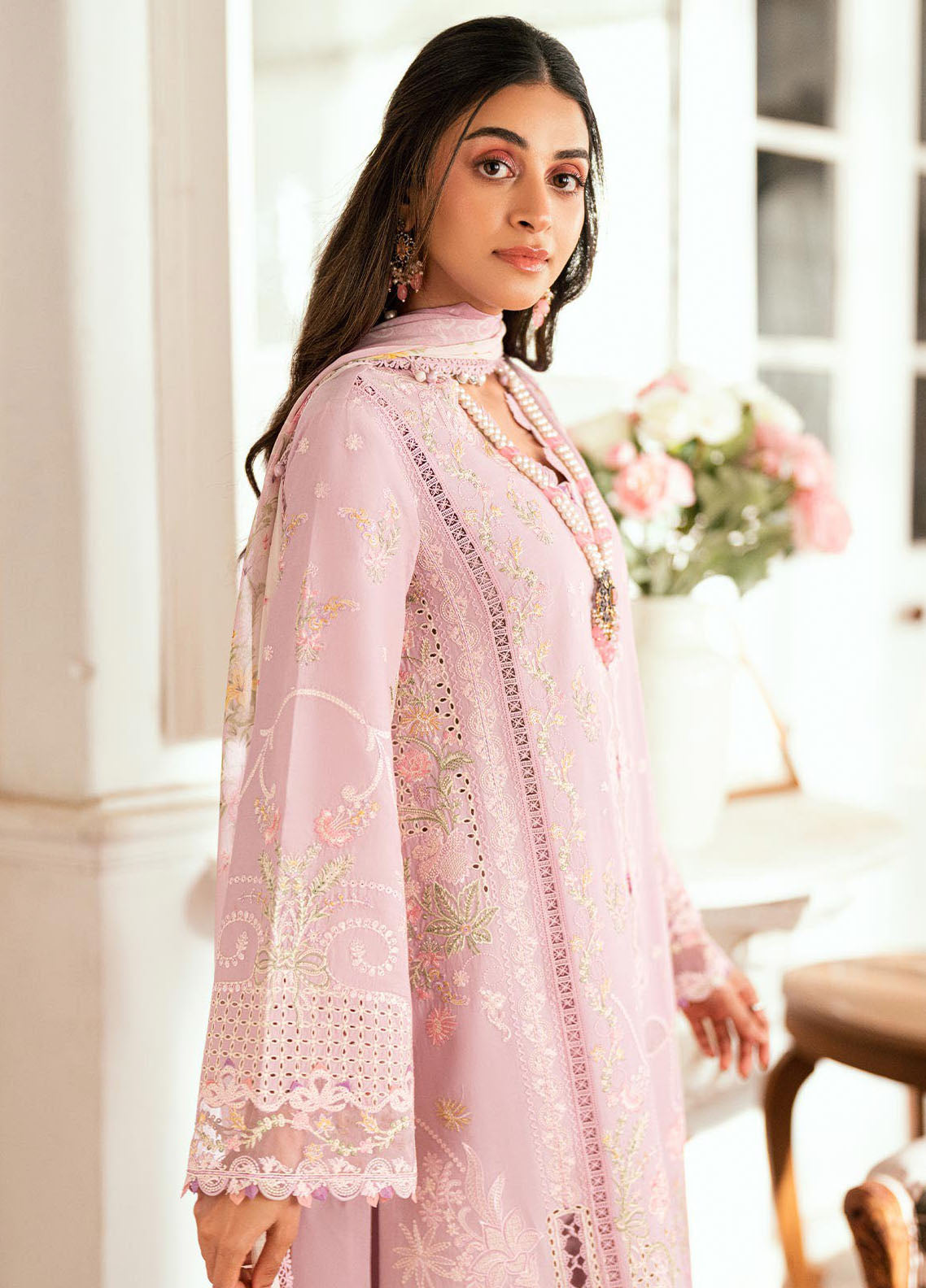 Qalamkar Embroidered Lawn Suits Unstitched 3 Piece QLM25LL SB-06 Komal