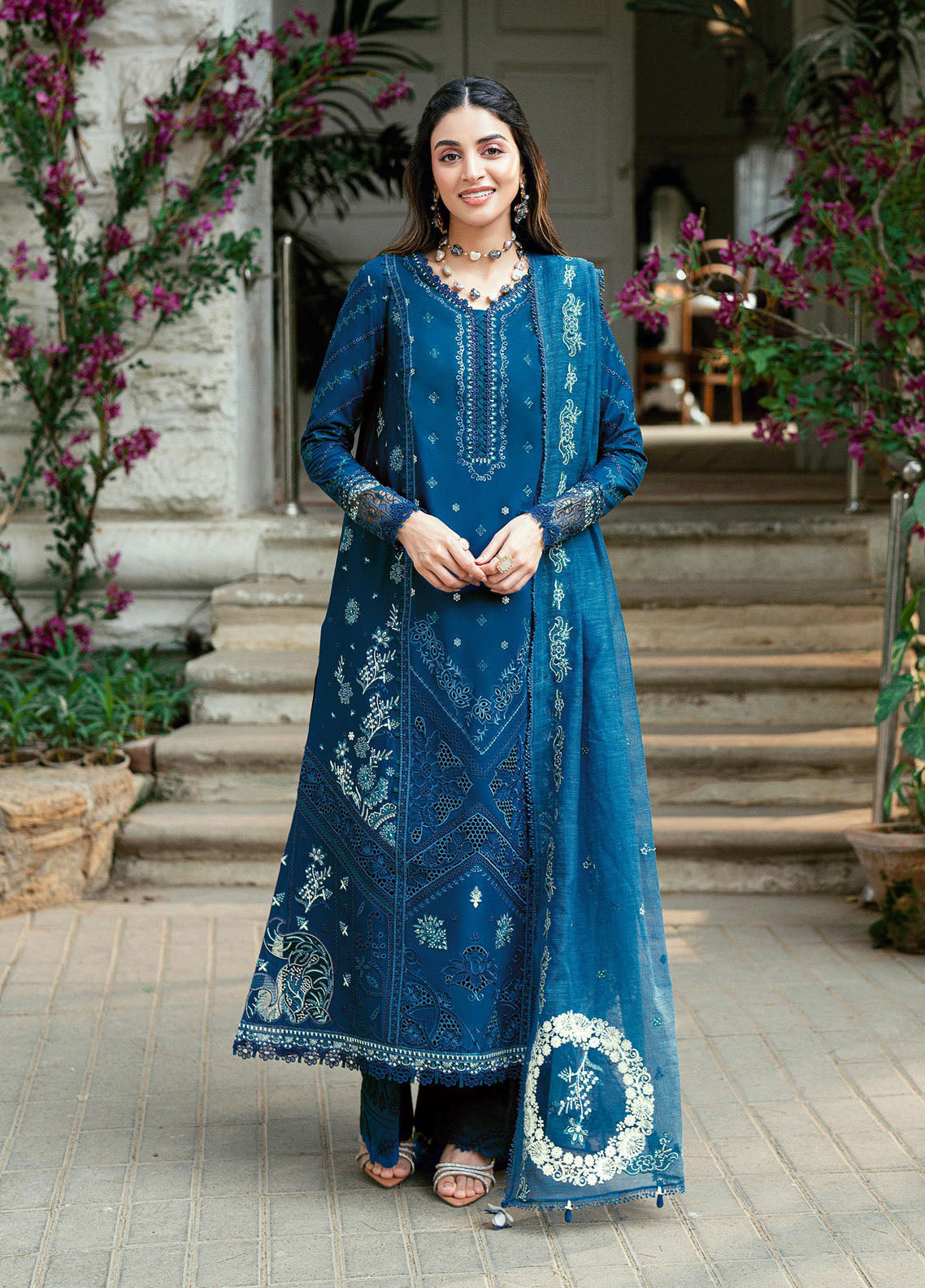 Qalamkar Embroidered Lawn Suits Unstitched 3 Piece QLM25LL SB-11 Noray