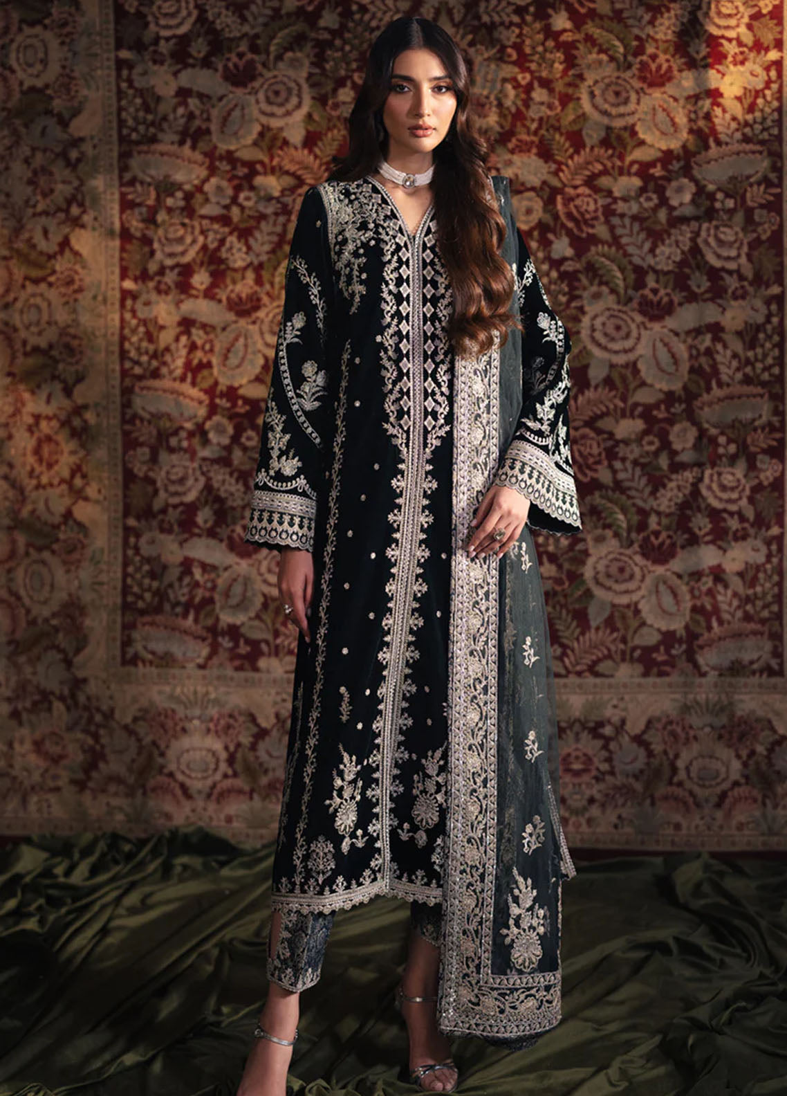 Qalamkar Unstitched Luxury Velvet Edit 2024 BK-03 Samira