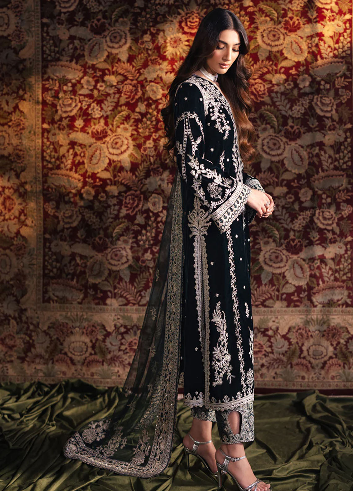 Qalamkar Unstitched Luxury Velvet Edit 2024 BK-03 Samira