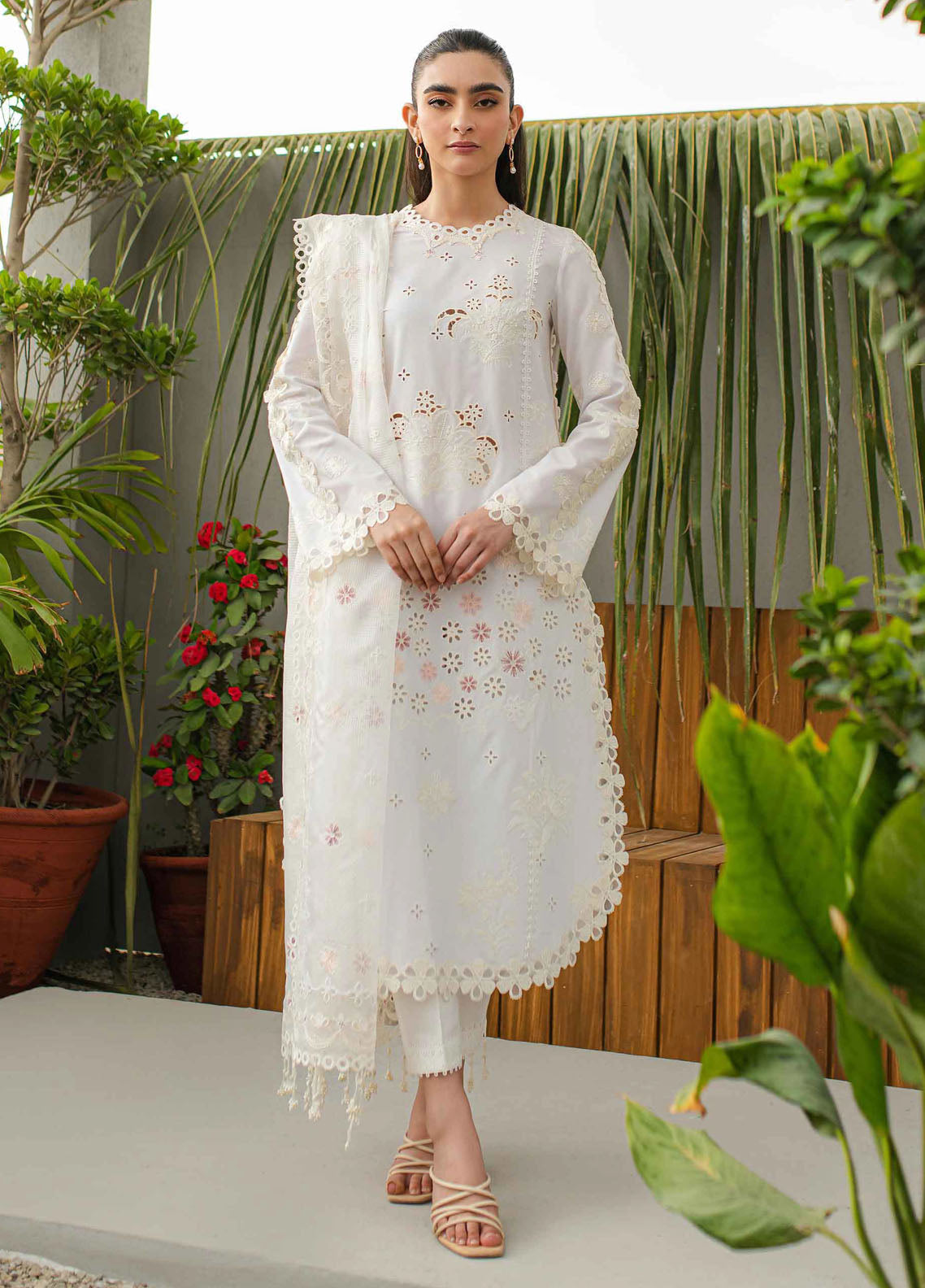 Qalamkar Qline Lawn Collection 2024 JK-10 Orla