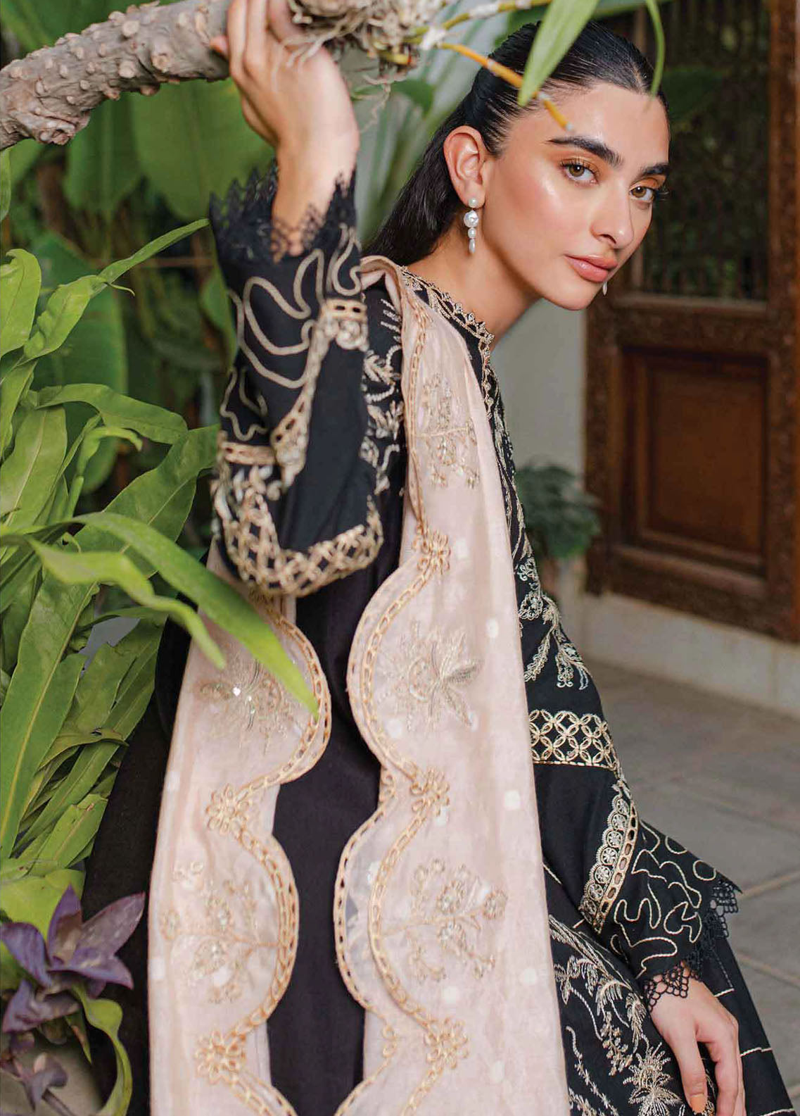 Qline By Qalamkar Unstitched Linen Collection 2023 WL-01 Haven