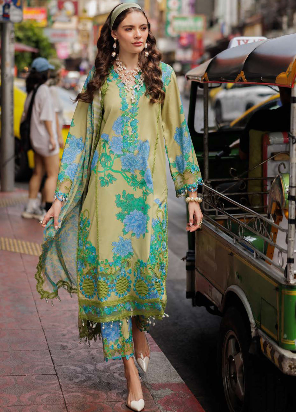 Rang-E-Bahar by Charizma Embroidered Lawn Suits Unstitched 3 Piece CRZ25RB CRB5-17
