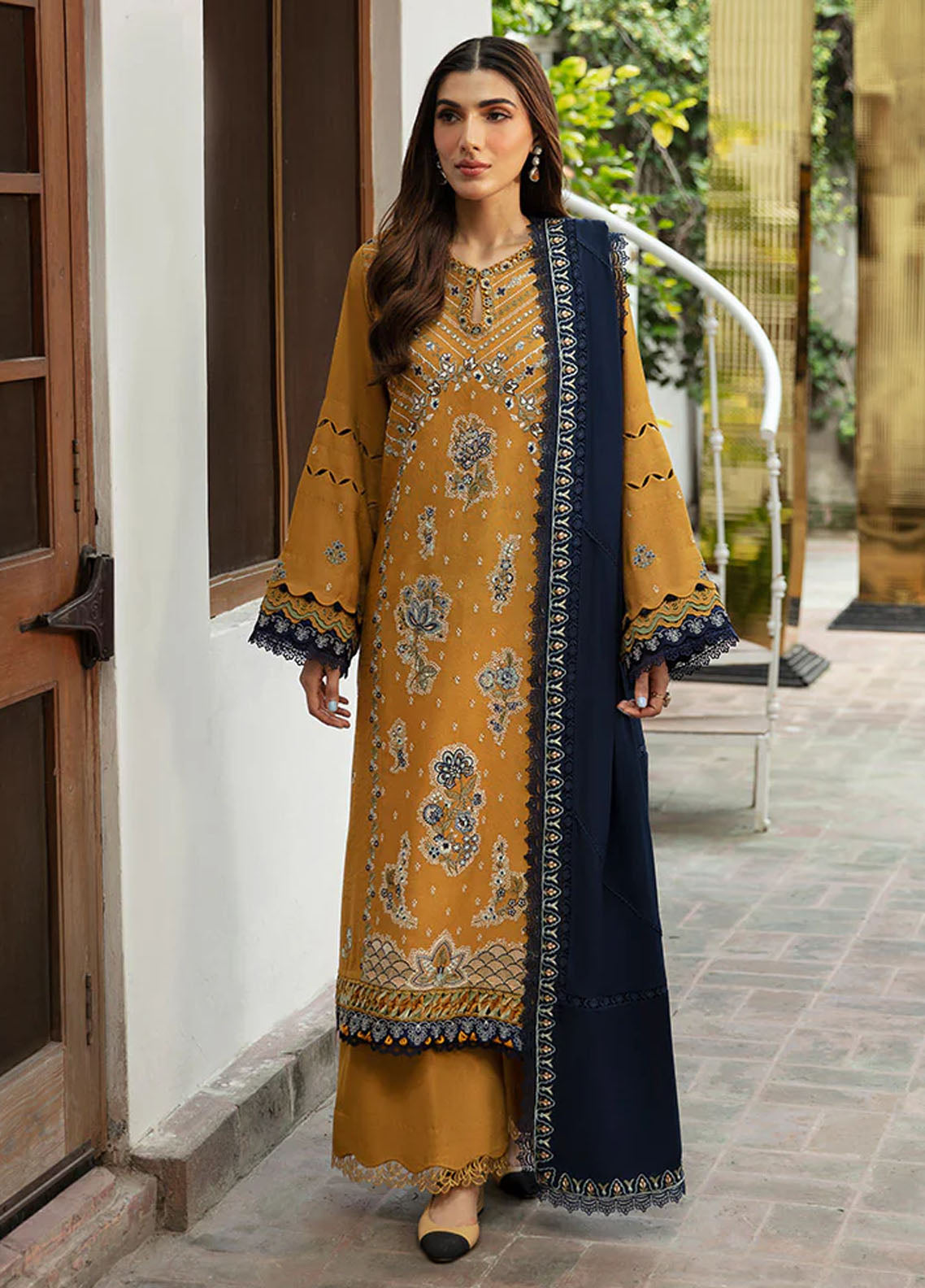 Rosalee by Republic WomensWear Winter Unstitched Collection 2024 D5 Feeha