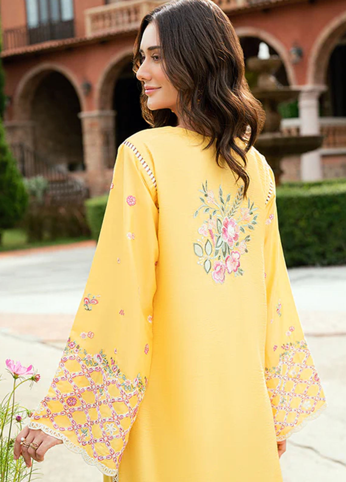 Roheenaz Embroidered Lawn Suits Unstitched 3 Piece D-03 B Lunara