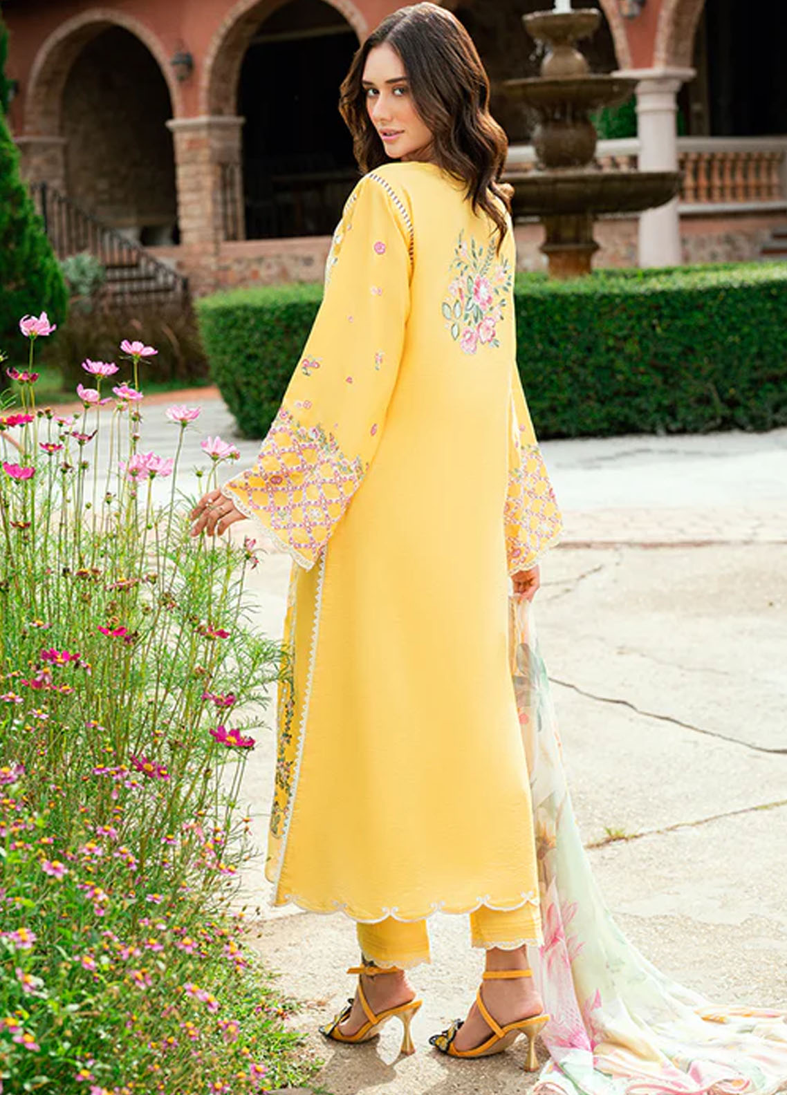 Roheenaz Embroidered Lawn Suits Unstitched 3 Piece D-03 B Lunara