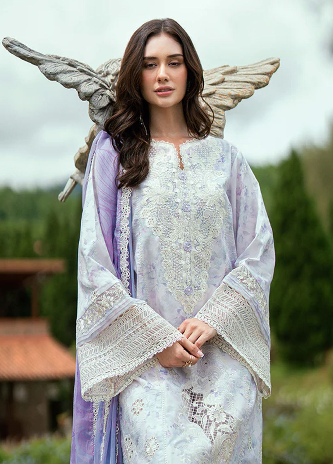 Roheenaz Embroidered Lawn Suits Unstitched 3 Piece D-08 B Florin