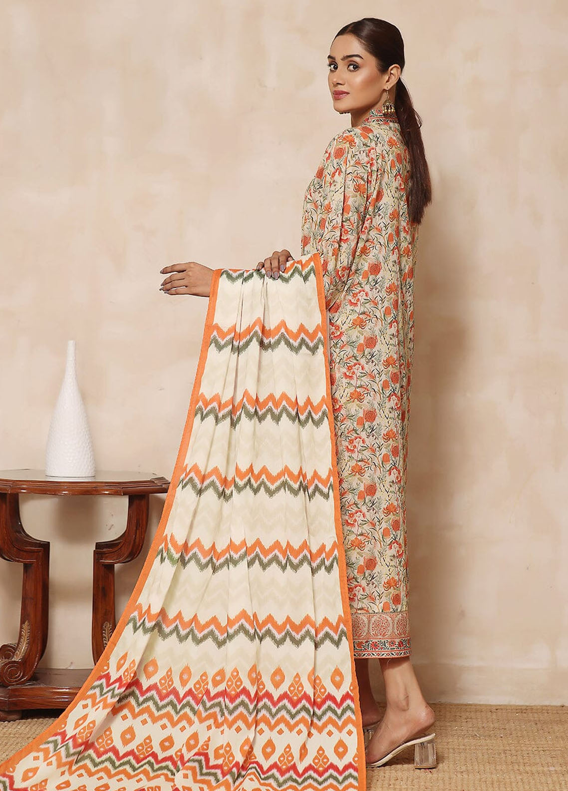 Rang-e-Hayah By Khas Unstitched Lawn Collection 2023 KL-1927