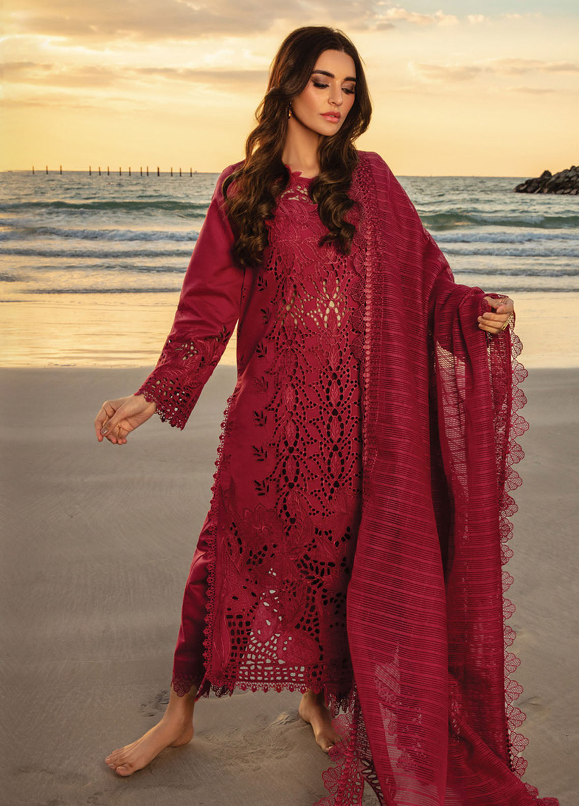 Rang Rasiya Embroidered Lawn Suits Unstitched 3 Piece RR25PS D-13 Alaya