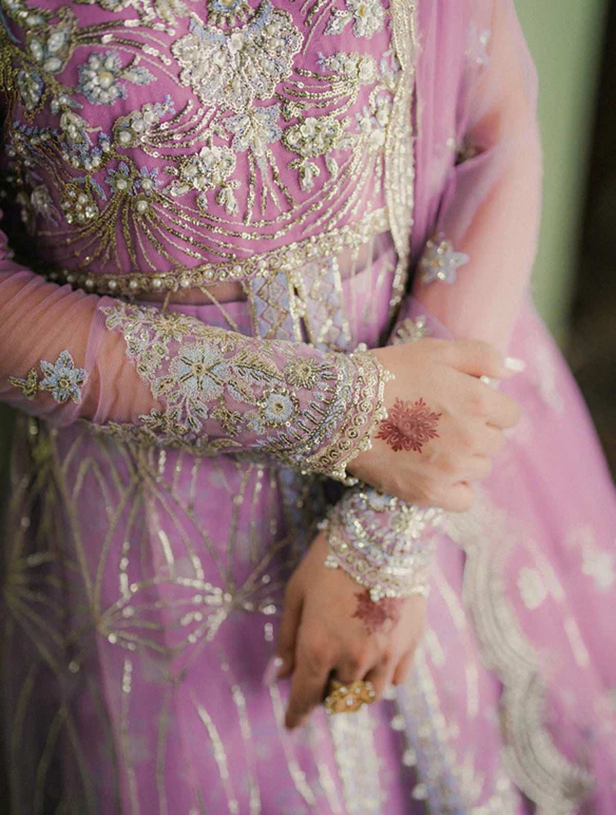 Roheenaz Pheli Si Muhabbat Wedding Unstitched Collection 2024 Maha