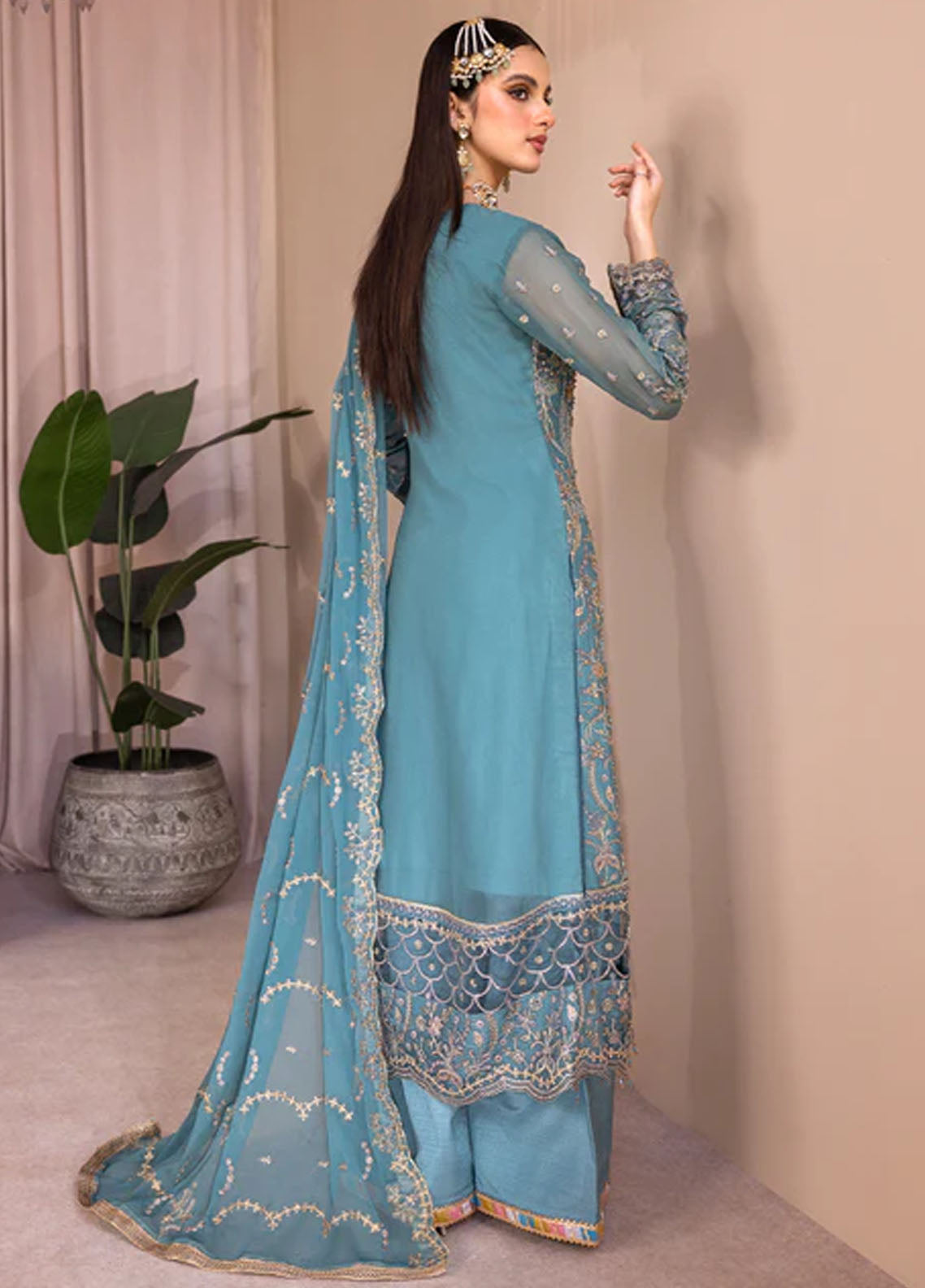 Romansiyyah By Emaan Adeel Luxury Formals Collection 2023 Miyasa