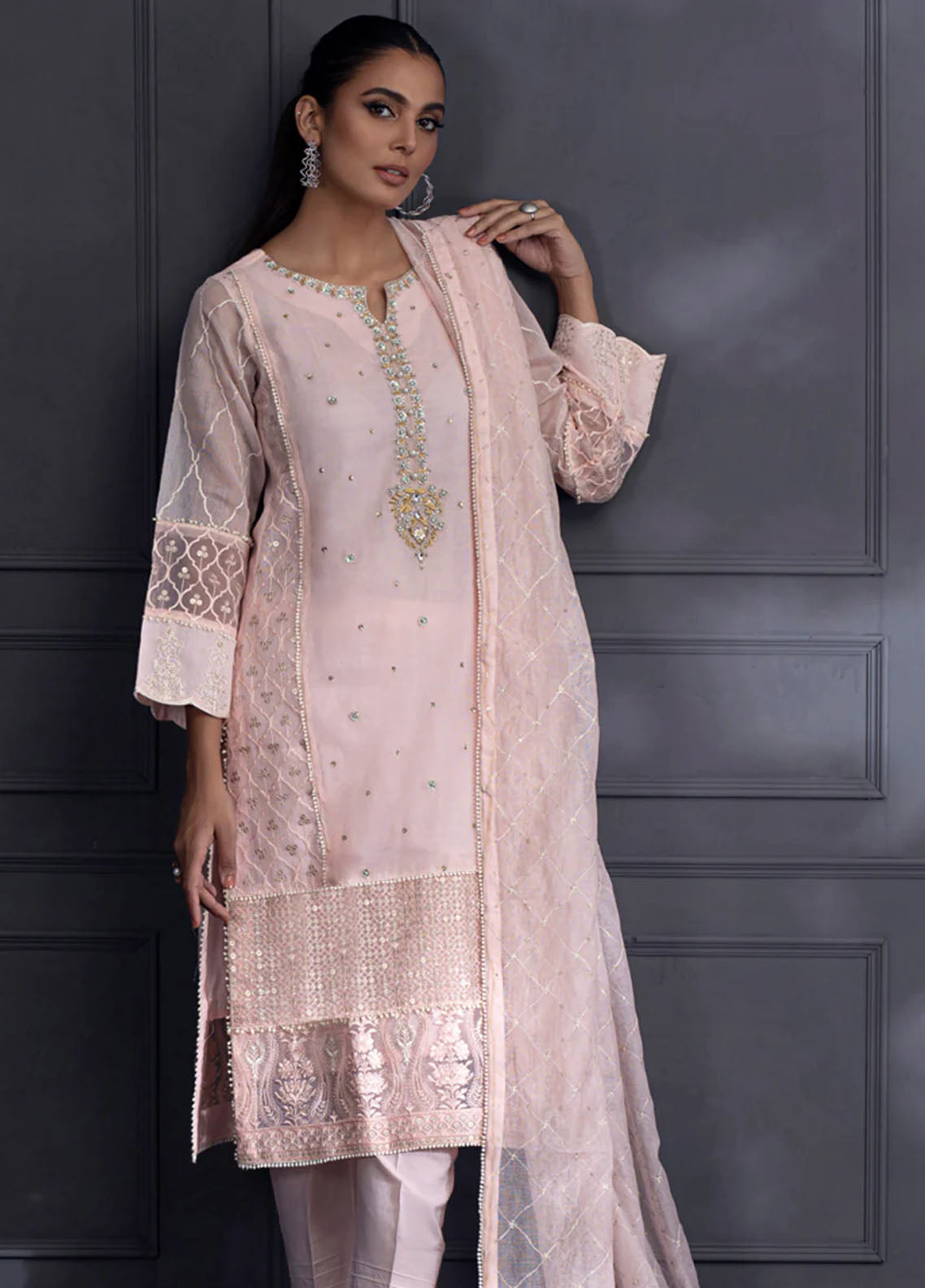 Shamooz Pret Embroidered Khaadi Net 3 Piece Suit SEM-0531 Blush Pink