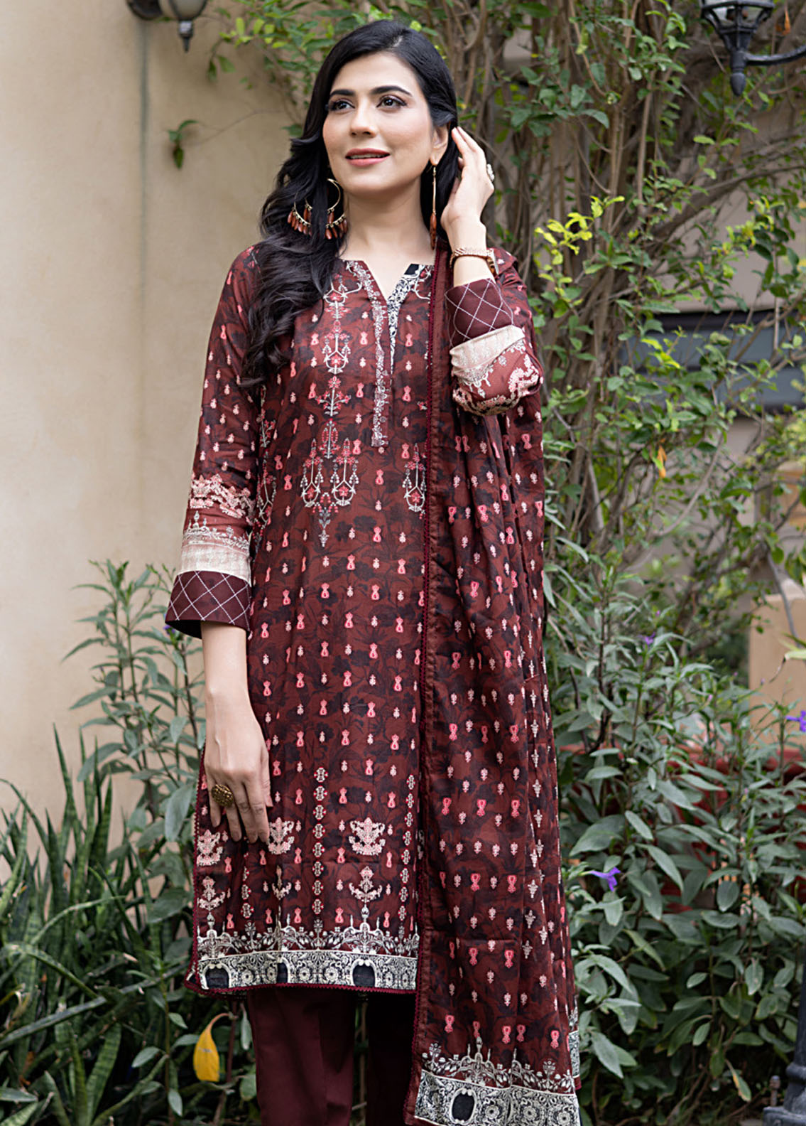 Salina By Regalia Textile Printed Lawn Suits Unstitched 3 Piece RGT24SS SS-3