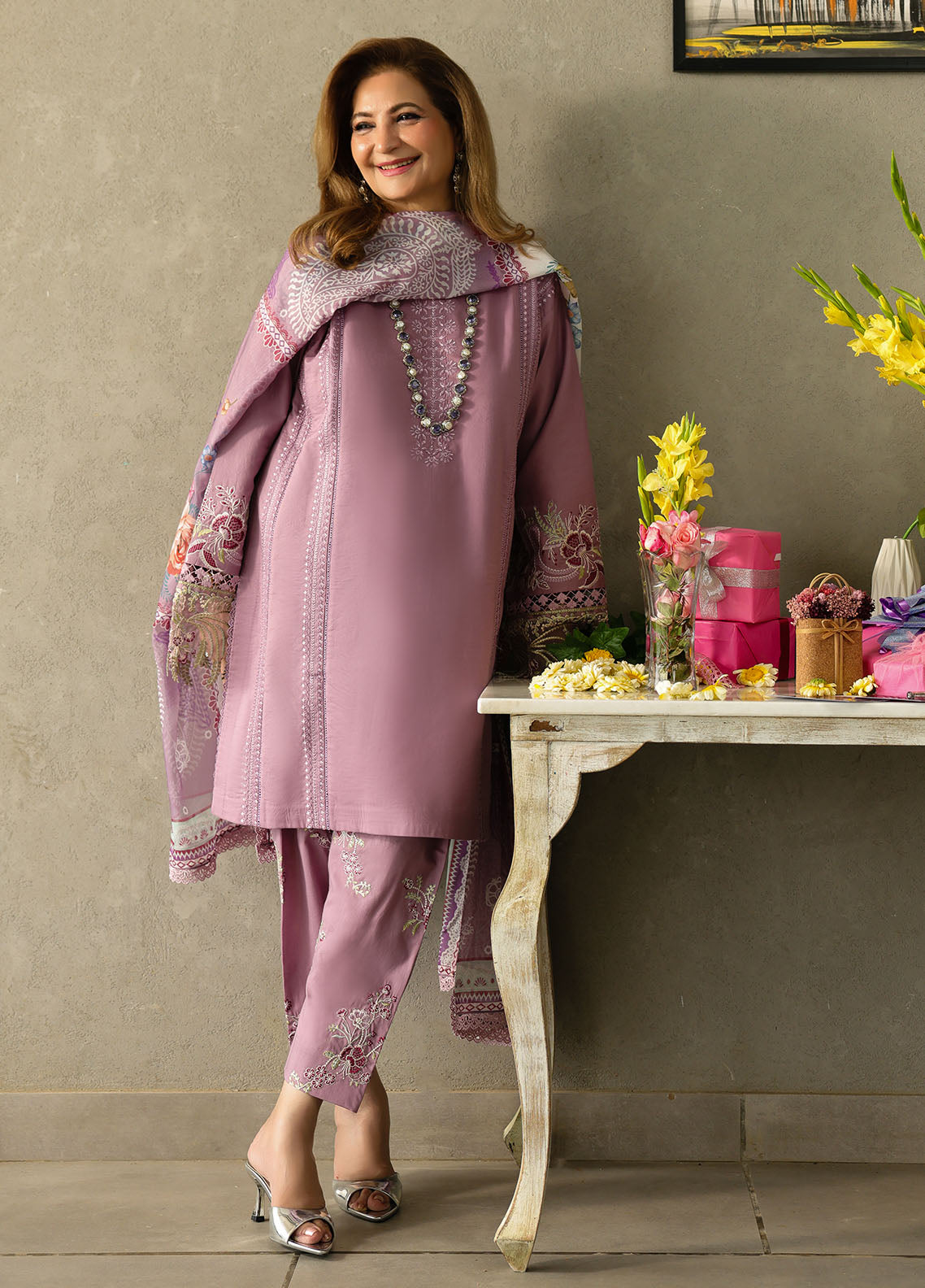 Sahane Embroidered Lawn Suits Unstitched 3 Piece SNE25IL CT-21003 Lilaia