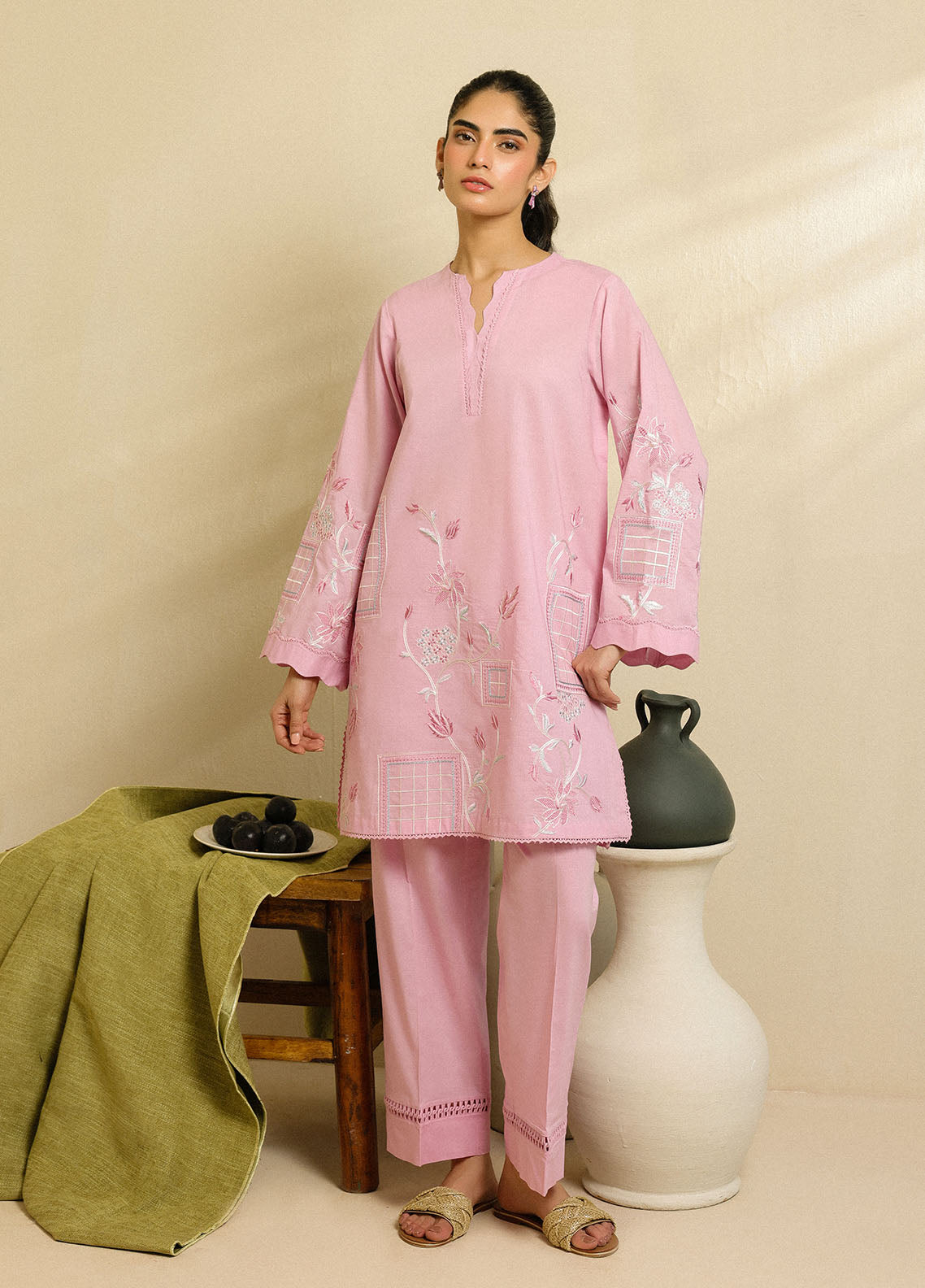 Sahar Pret Embroidered Cambric 2 Piece Suit Rosé Veil