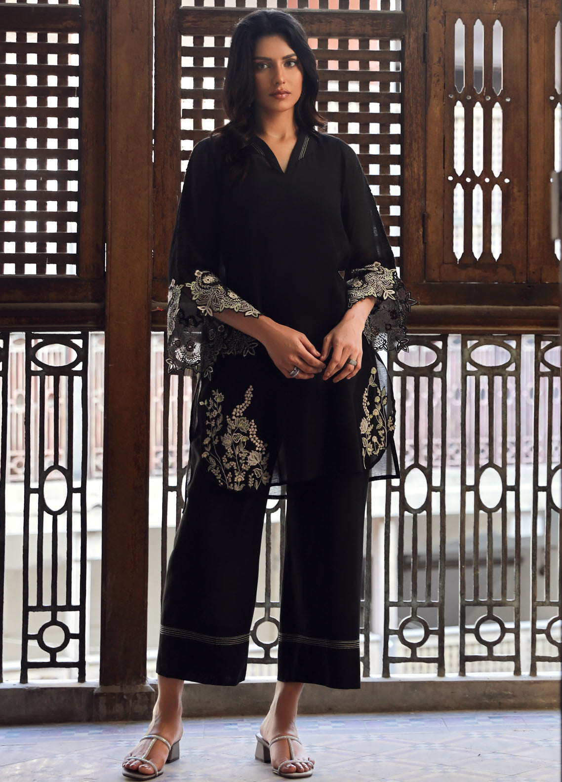 Sahar Pret Embroidered Cotton Silk 2 Piece Suit SSCS-SD-04 Dark Muse