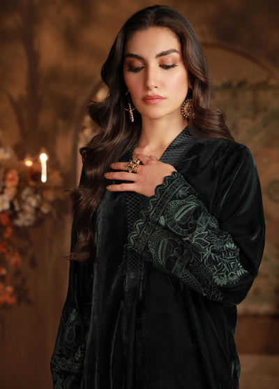 Sahar Pret Embroidered Velvet 2 Piece Suit Emperial Jade