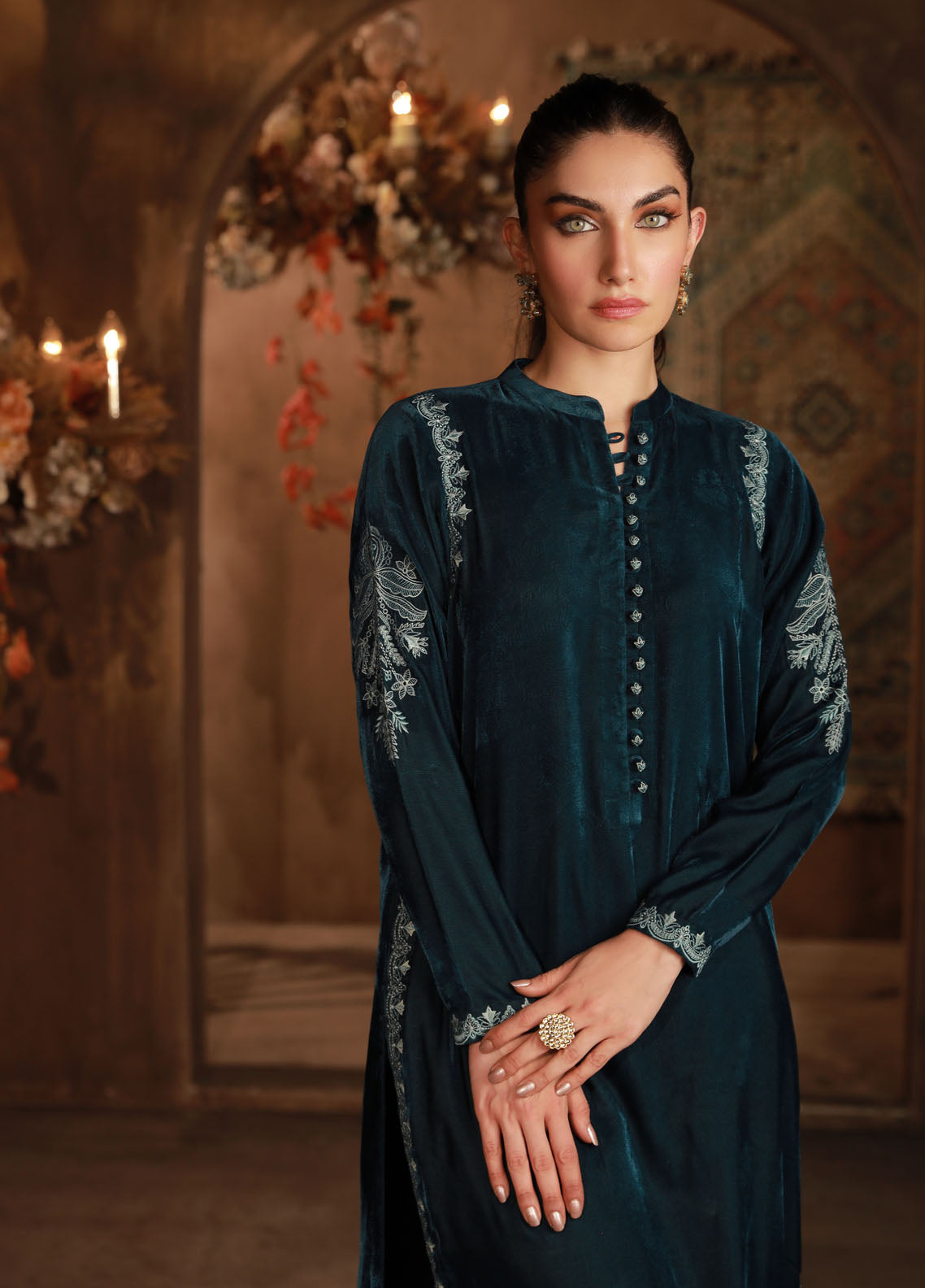 Sahar Pret Embroidered Velvet 2 Piece Suit Teal Allure