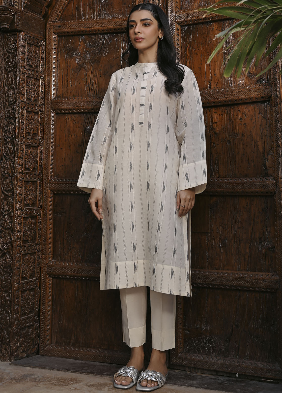 Sahar Pret Printed Lawn 2 Piece Suit SSLBJ-ZH-07