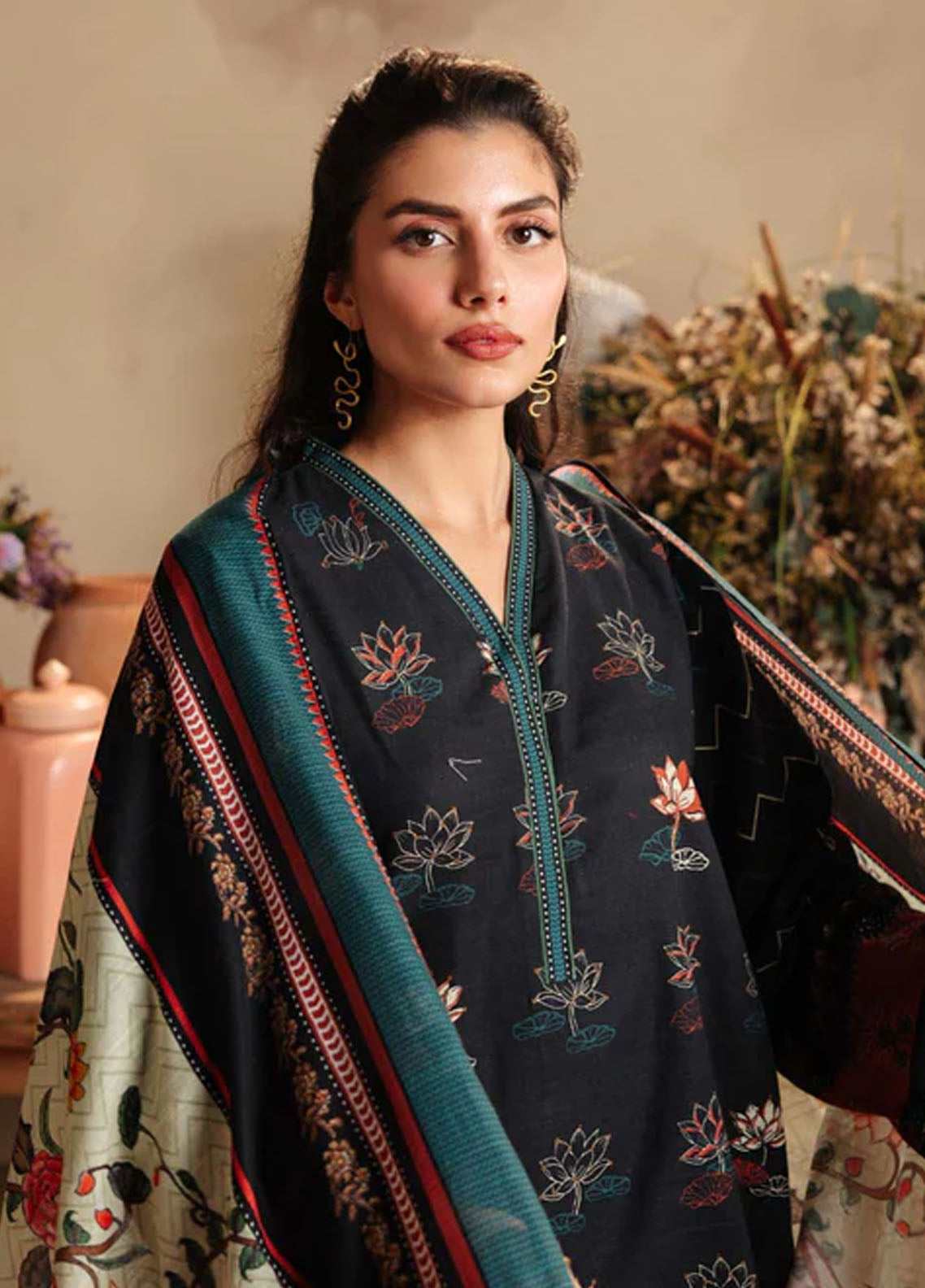 Sahar Unstitched Printed Khaddar Collection 2023 SKWP-V2-23-05