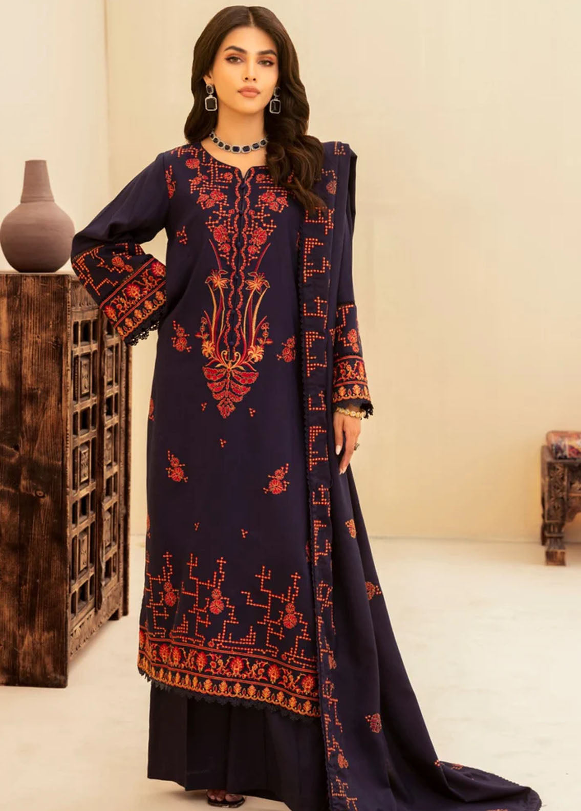 Mohagni Pret Embroidered Dhanak 3 Piece Suit MWS-05