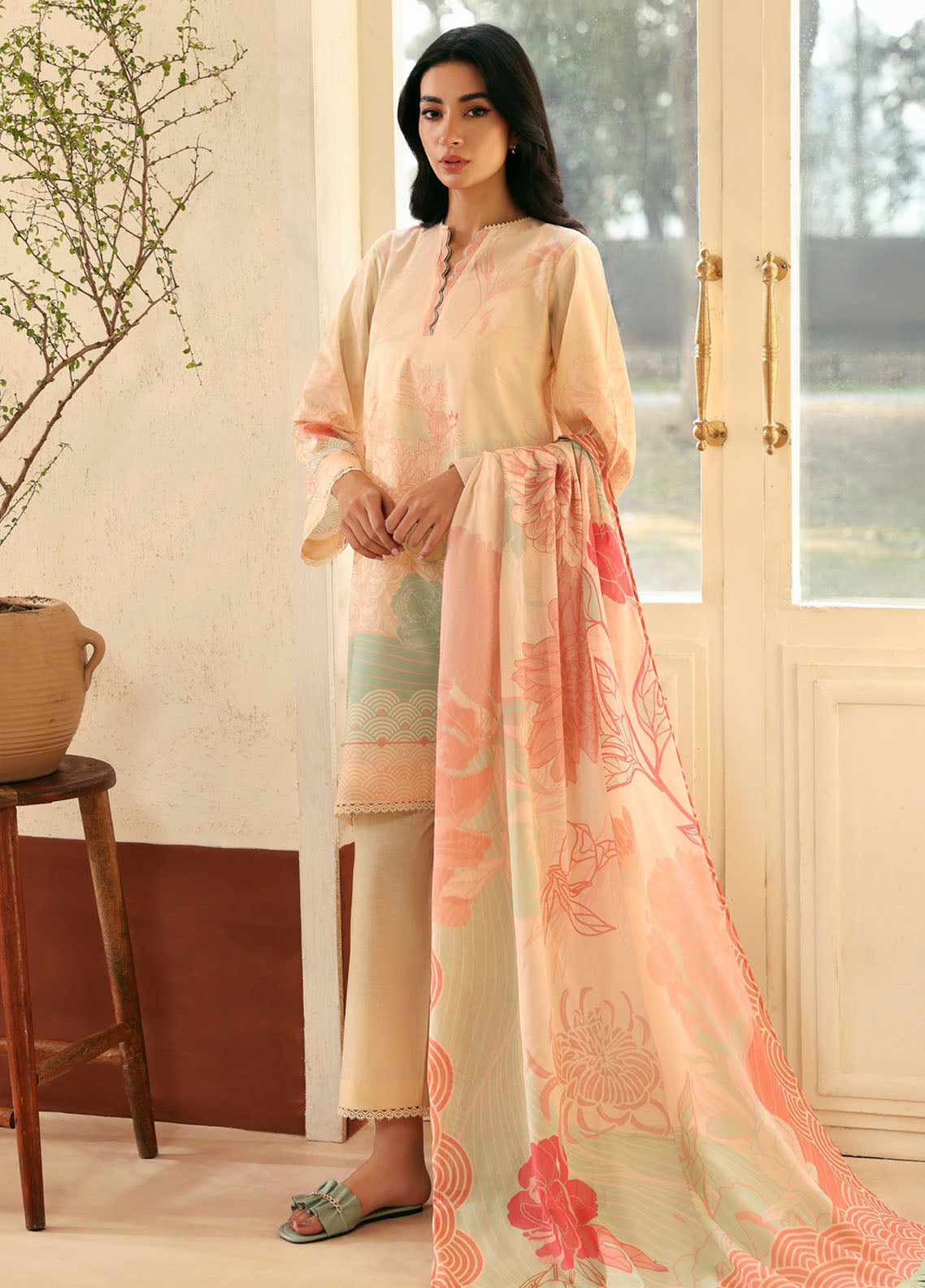 Selene by Sahar Printed Lawn Suits Unstitched 3 Piece SHR25S CL-V1-S25-09 Rosette Reverie