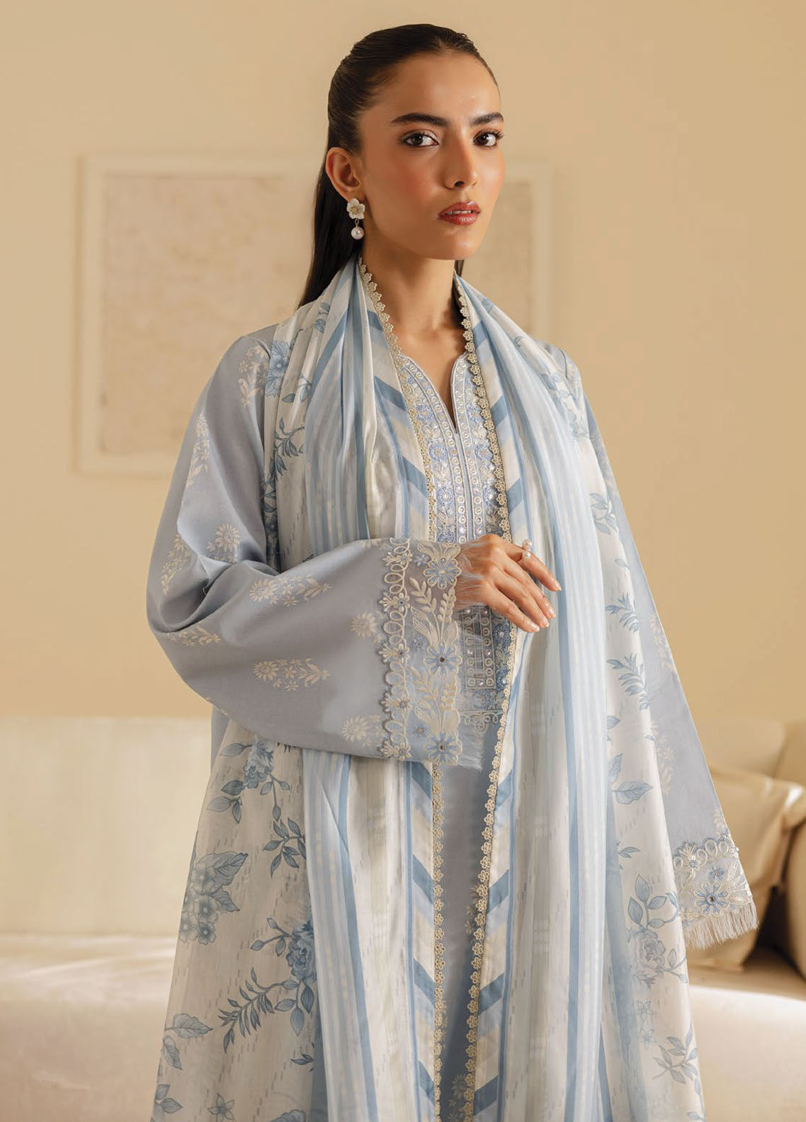 Seran Embroidered Lawn Suits Unstitched 3 Piece D-03 Zerin