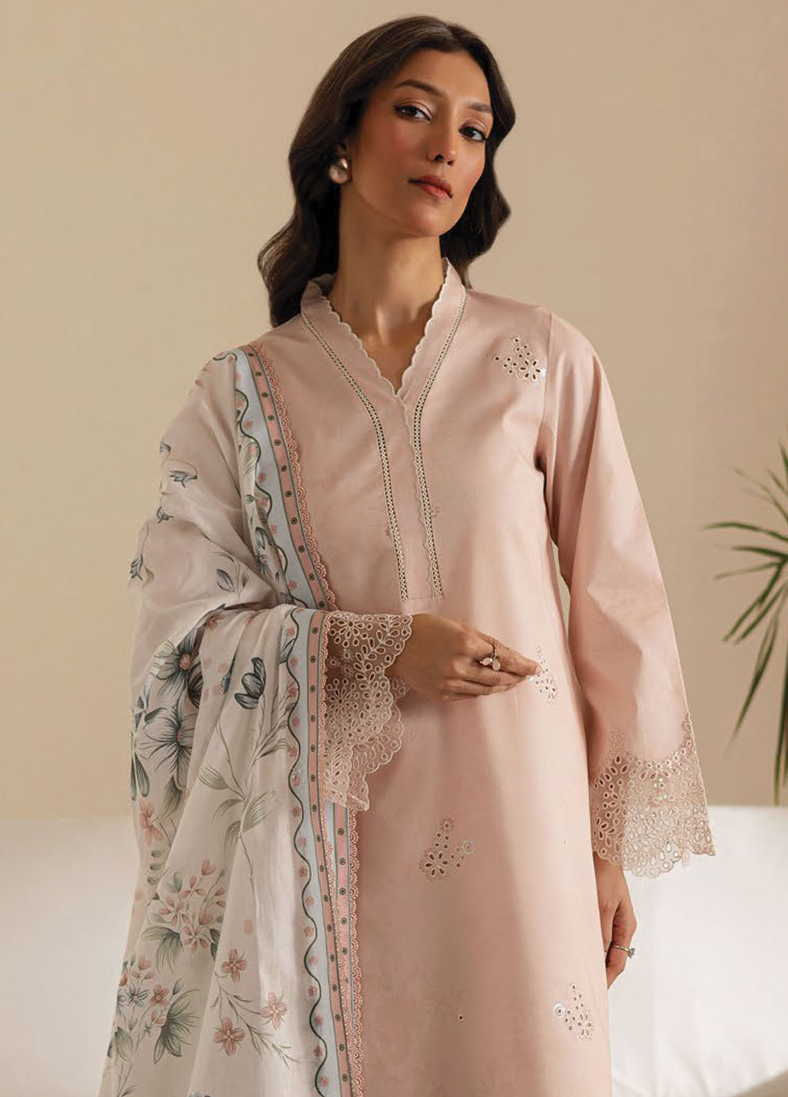 Seran Embroidered Lawn Suits Unstitched 3 Piece D-07 Ismira