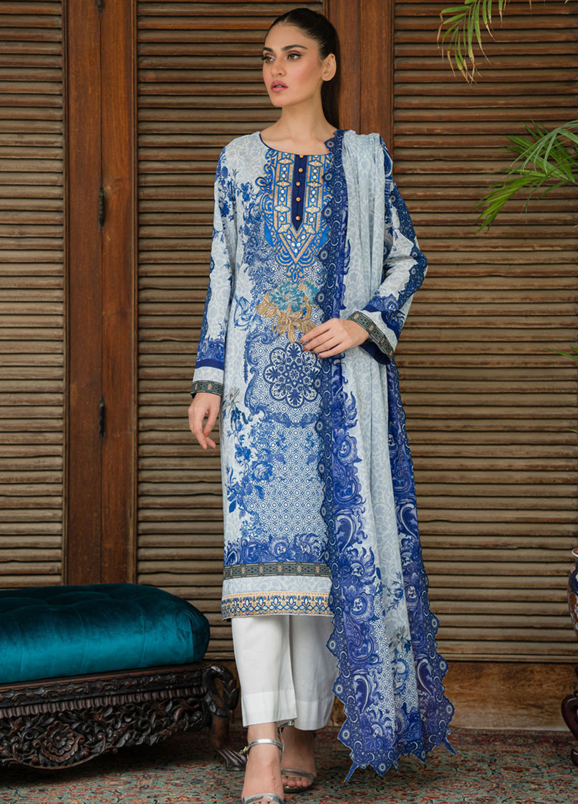 Shamaeel Ansari Pret Printed Lawn 3 Piece Suit LP-01