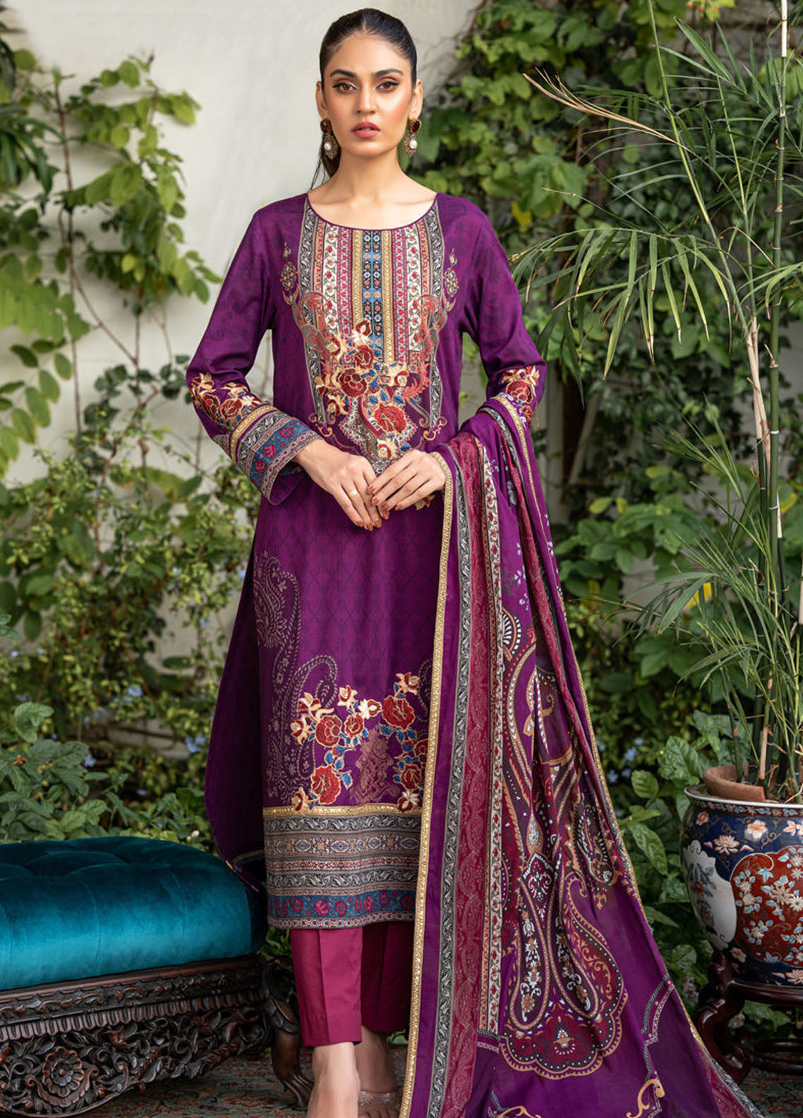 Shamaeel Ansari Pret Printed Lawn 3 Piece Suit LP-02