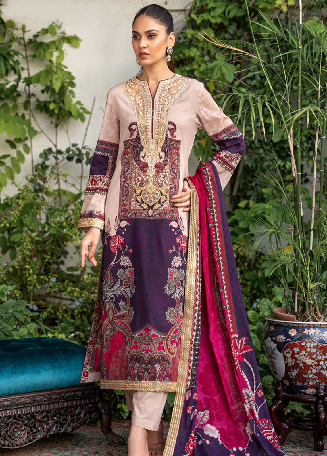 Shamaeel Ansari Pret Printed Lawn 3 Piece Suit LP-03