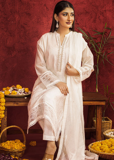 Shamooz Pret Embroidered Khaadi Net 3 Piece Suit SEM-0660